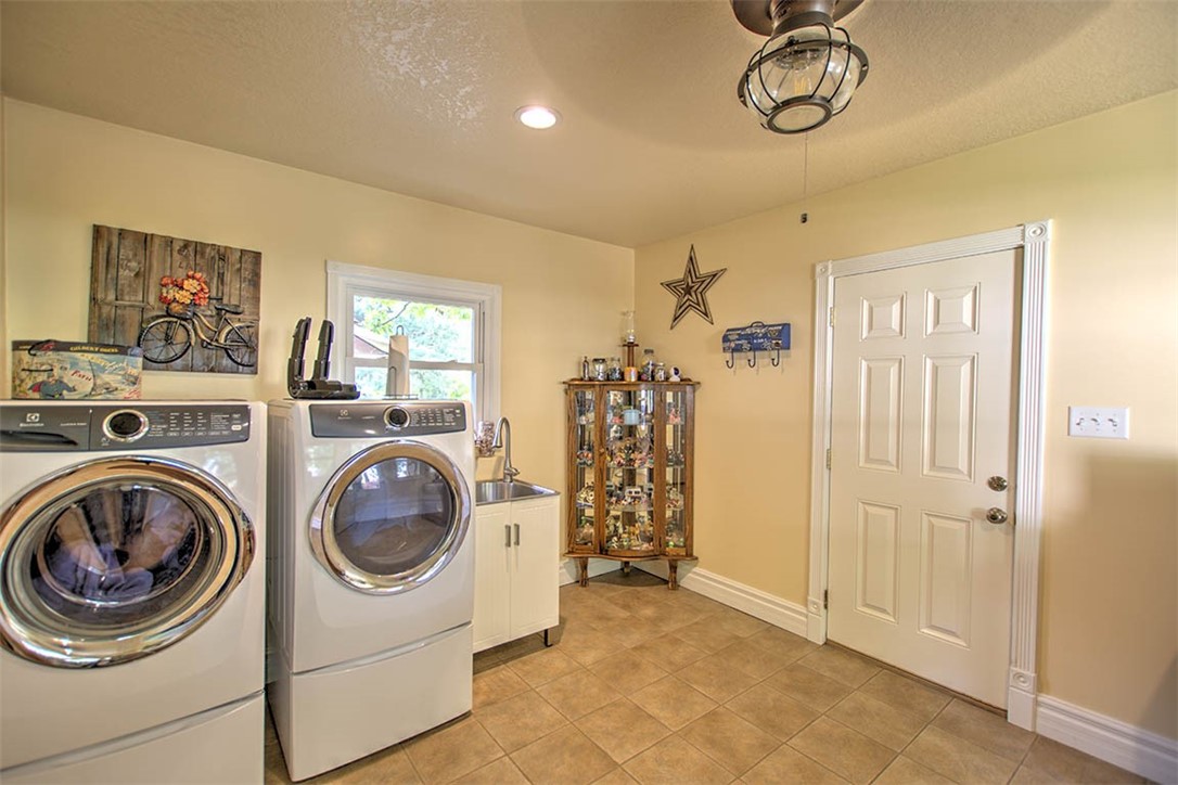 710-716 S Us-51 Property Photo 40