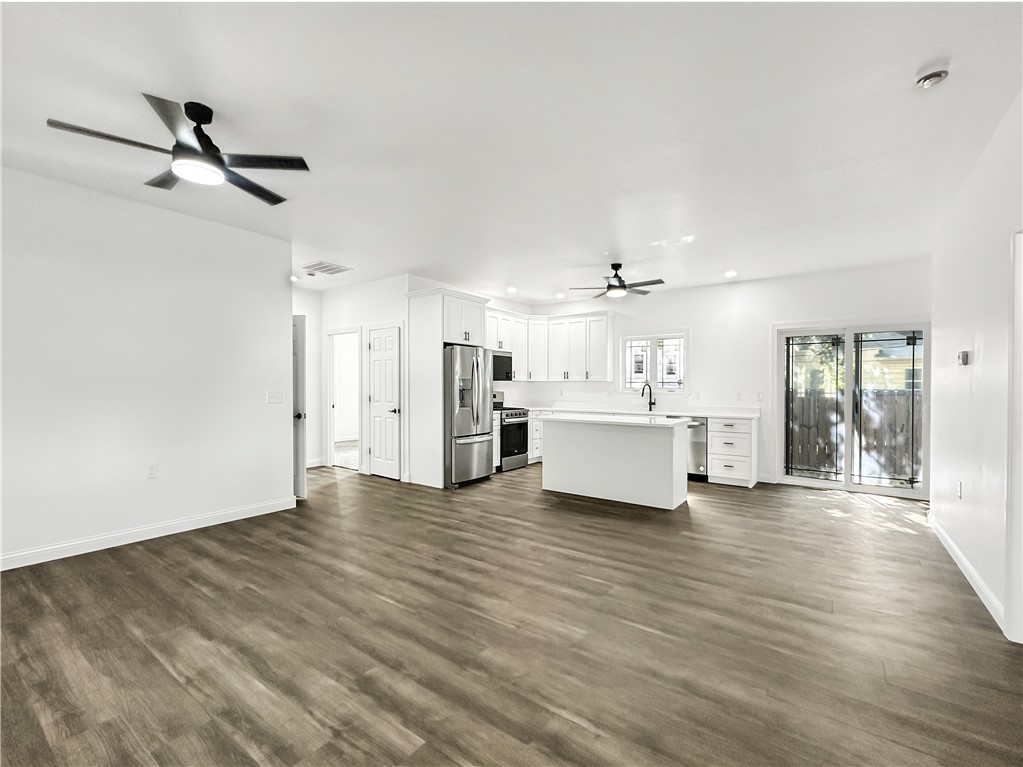 1100 Marshall Avenue Property Photo 2