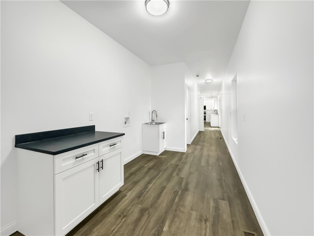 1100 Marshall Avenue Property Photo 8
