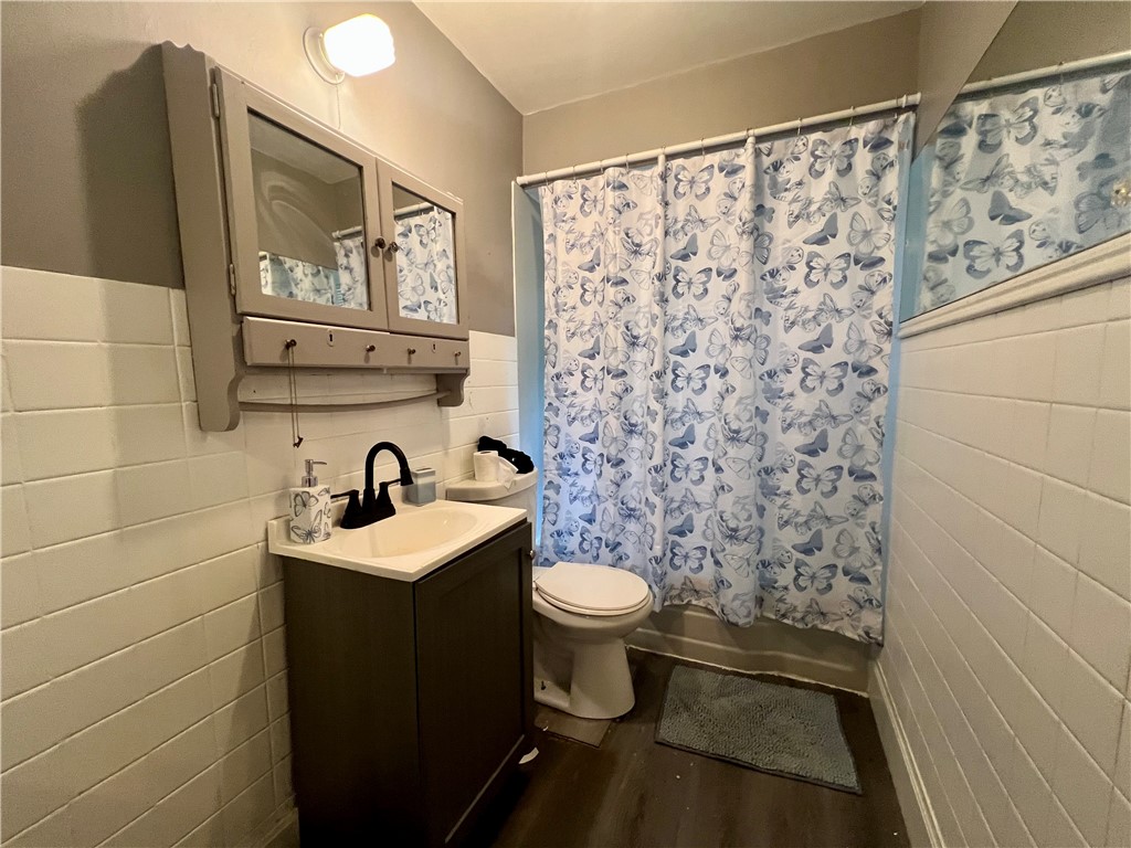 437 Powers Lane Property Photo 33