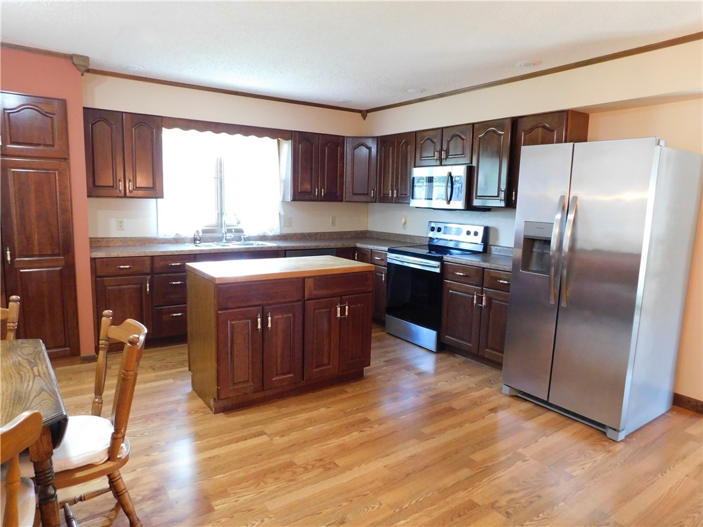 205 Monroe Street Property Photo 3