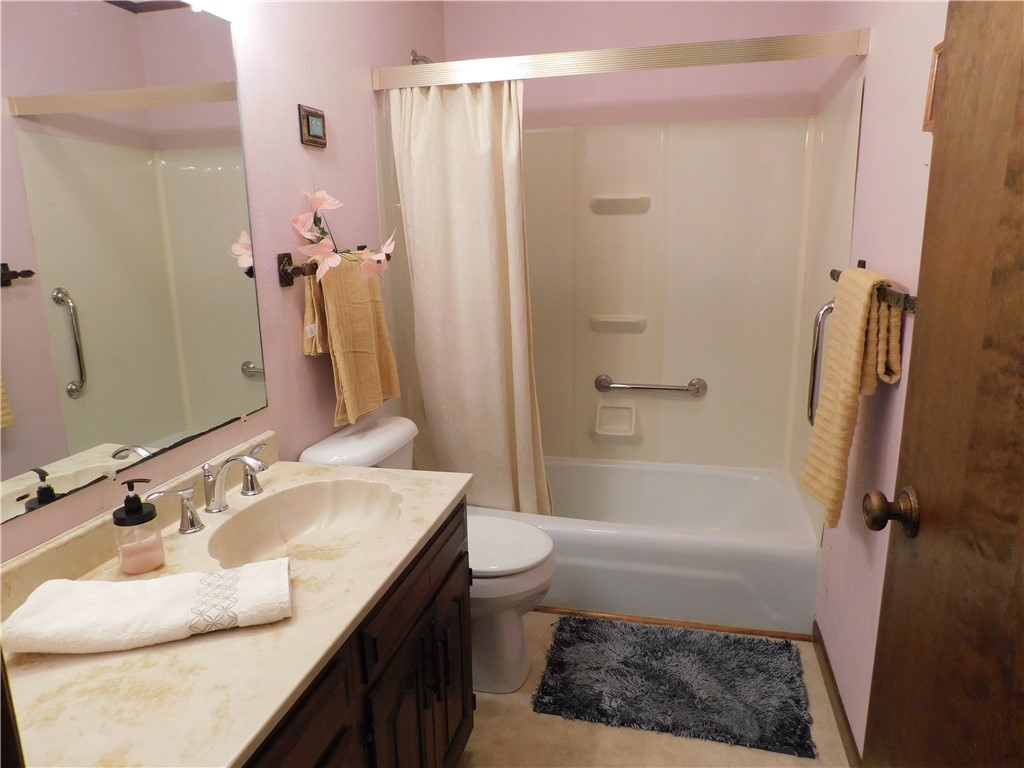 205 Monroe Street Property Photo 13