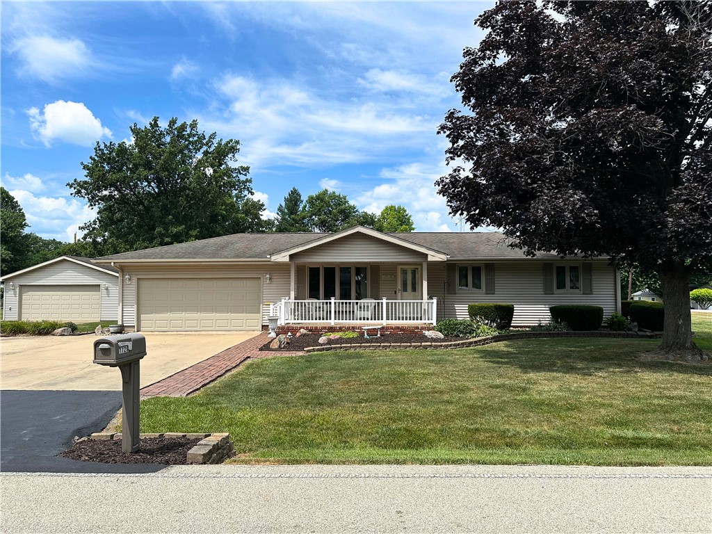 1729 S Westgate Drive Property Photo