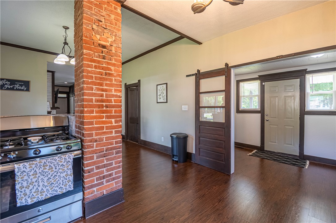 503 W Harrison Street Property Photo 11