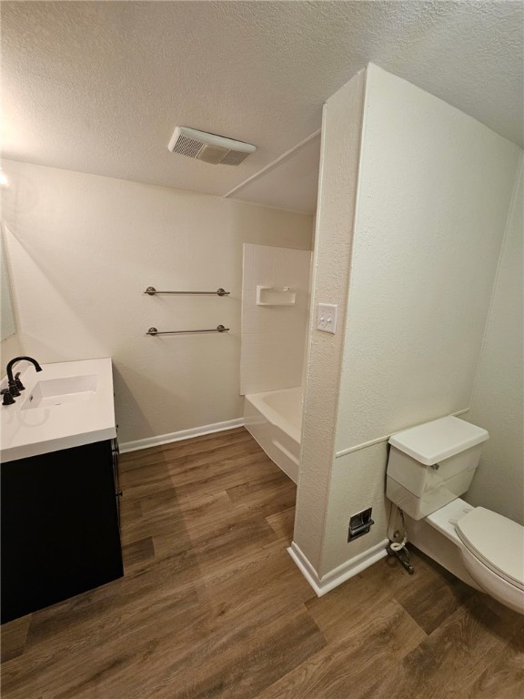 311 Oakcrest Avenue Property Photo 19