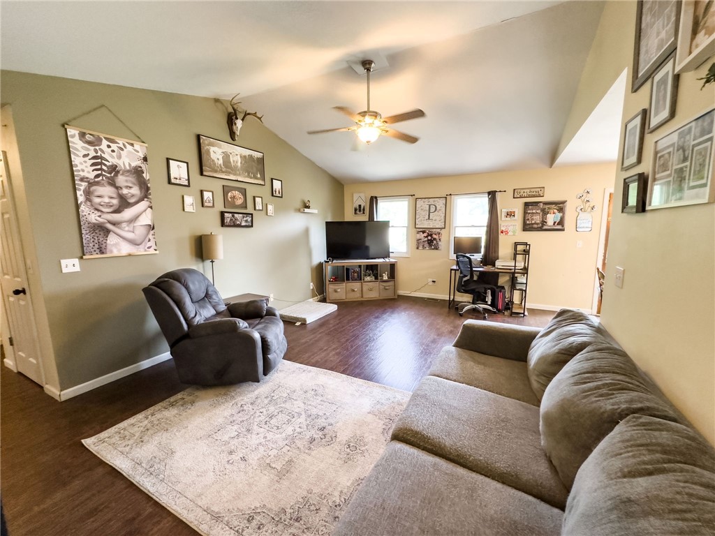 515 Horseshoe Lane Property Photo 19