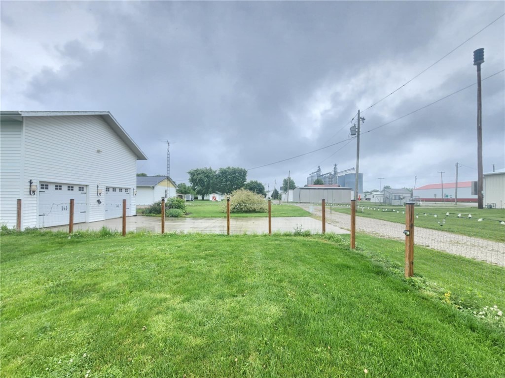 204 W Oak Avenue Property Photo 16