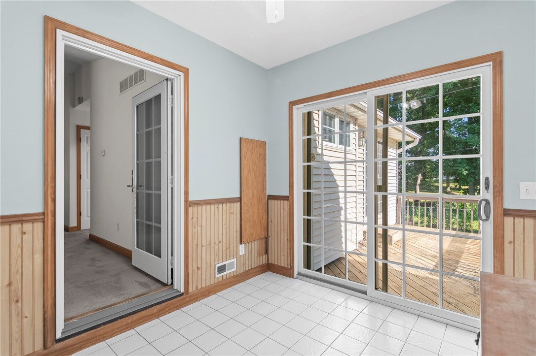 2819 E Wood Street Property Photo 13