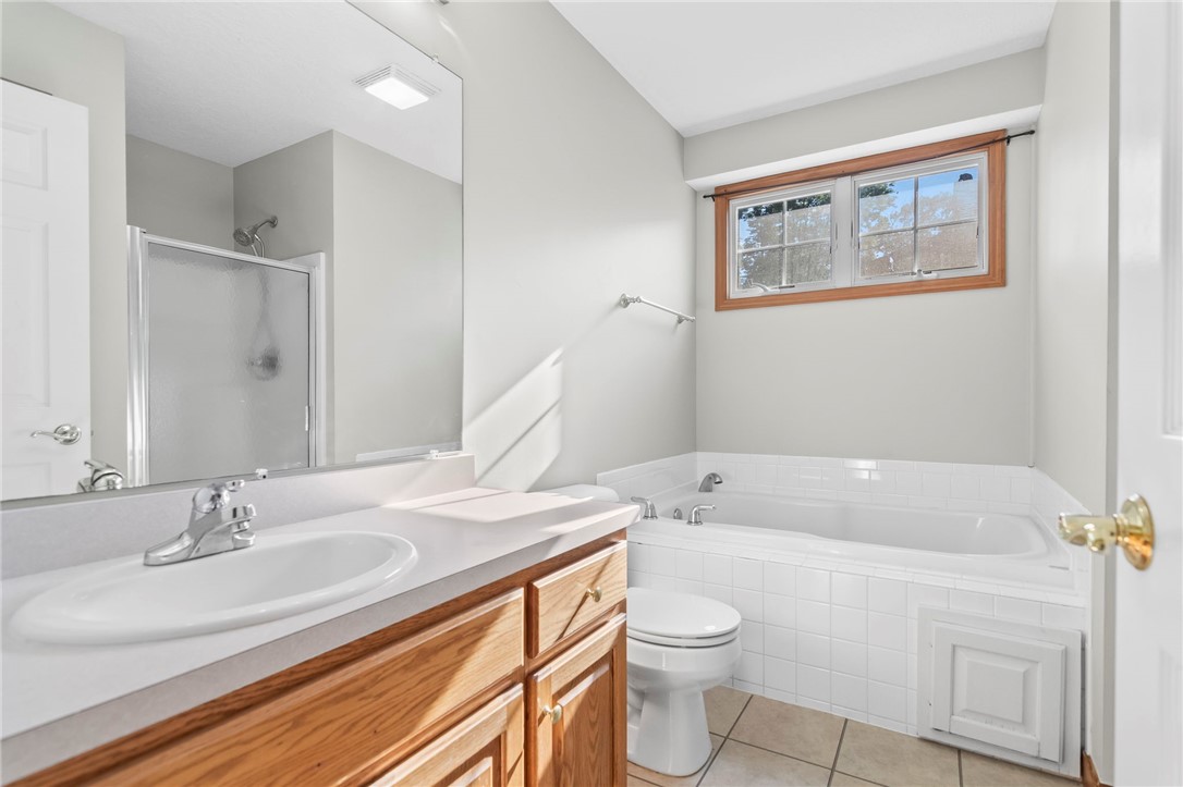 2819 E Wood Street Property Photo 18