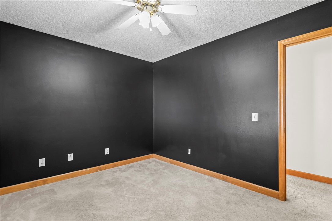 2819 E Wood Street Property Photo 20