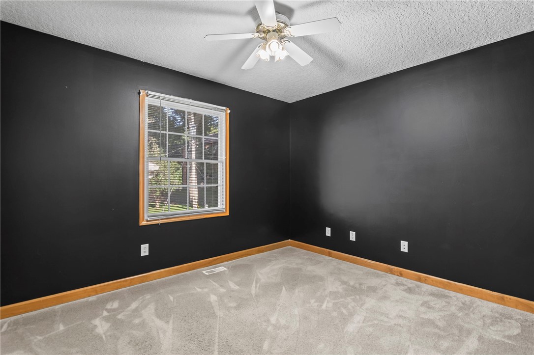 2819 E Wood Street Property Photo 21