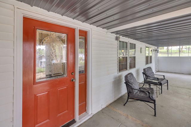 4010 Bayview Drive Property Photo 3