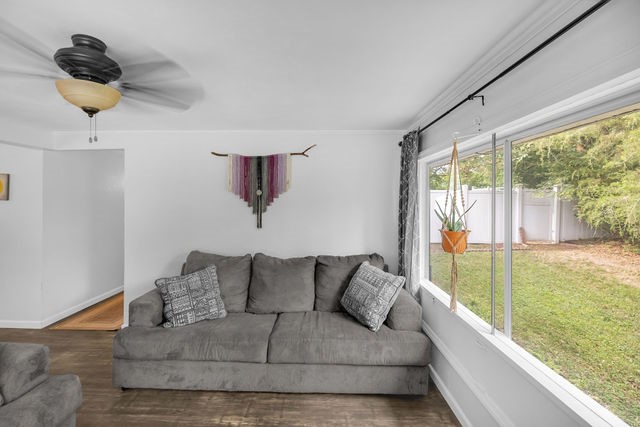 4010 Bayview Drive Property Photo 10