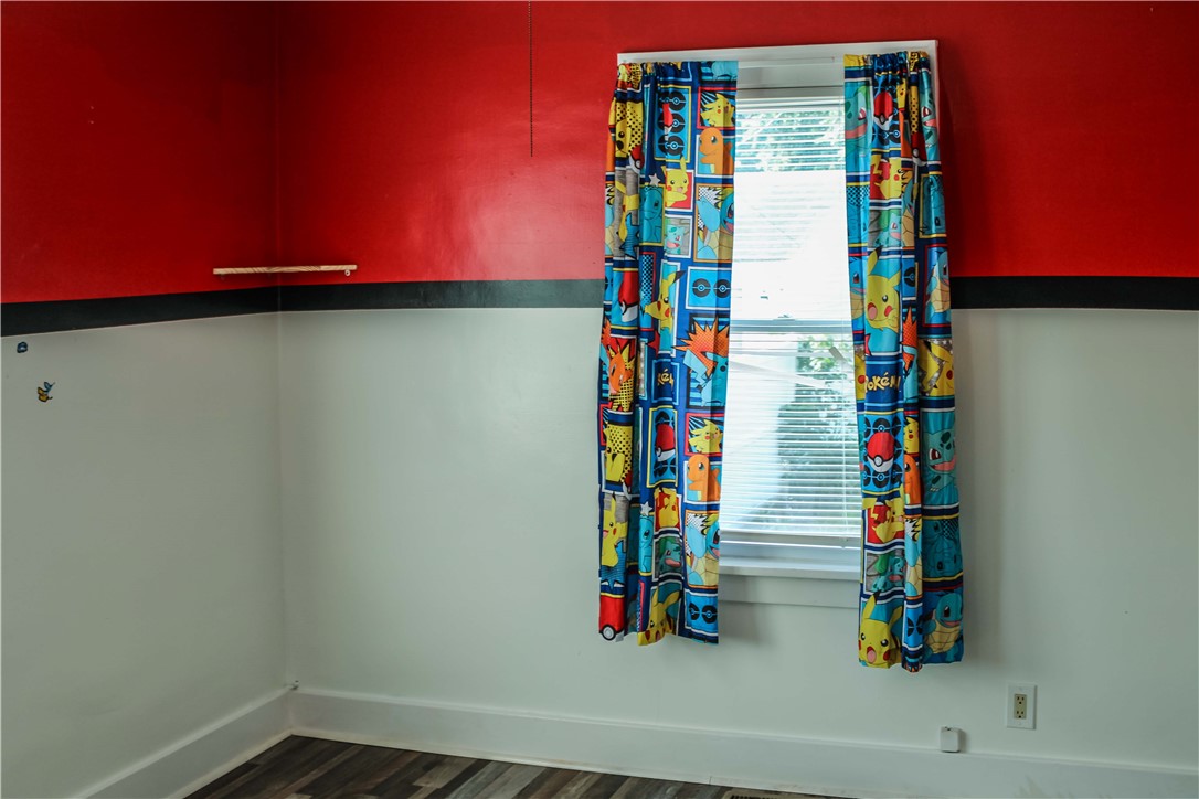 2913 Champaign Avenue Property Photo 14