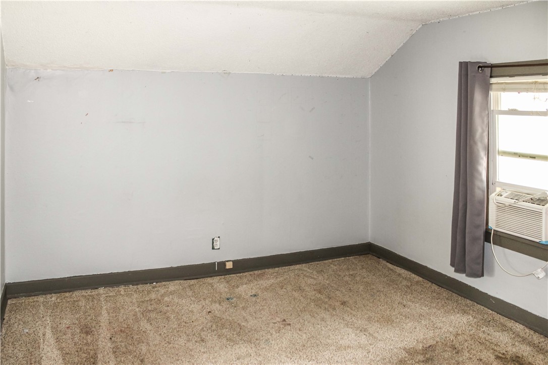 2913 Champaign Avenue Property Photo 20