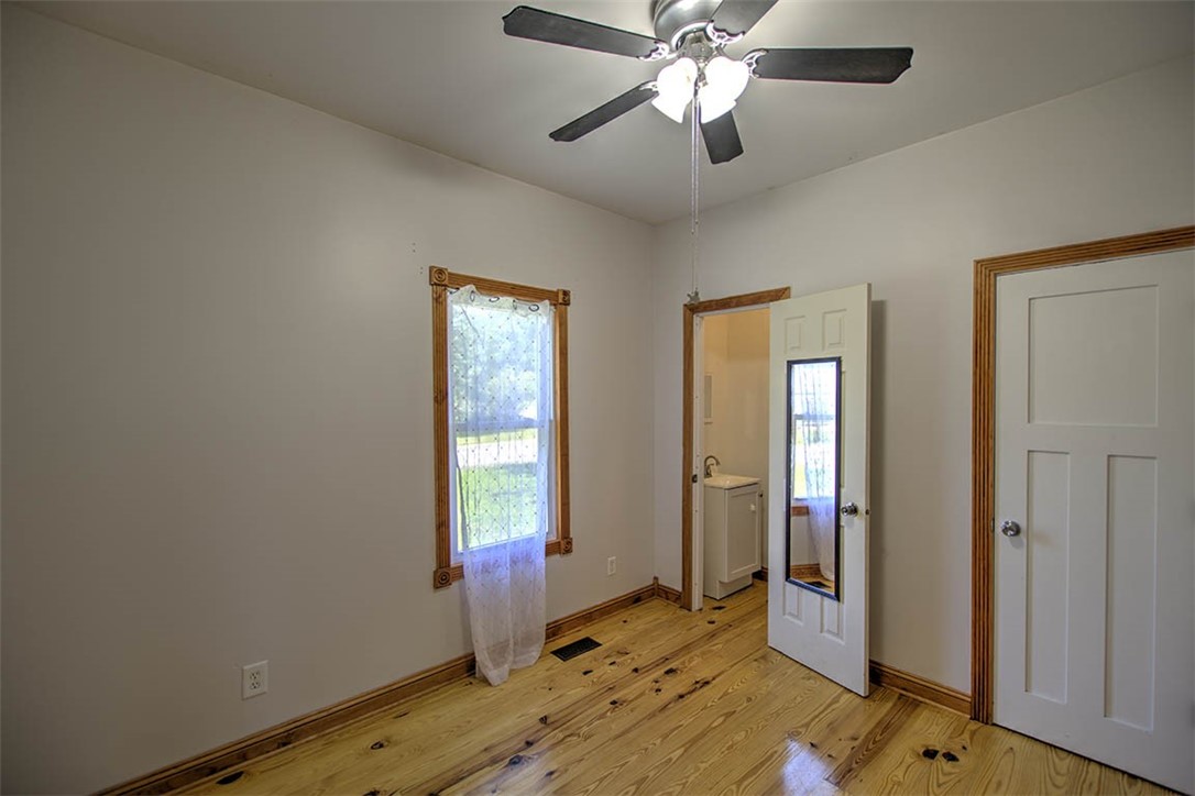 801 6th Street Property Photo 11