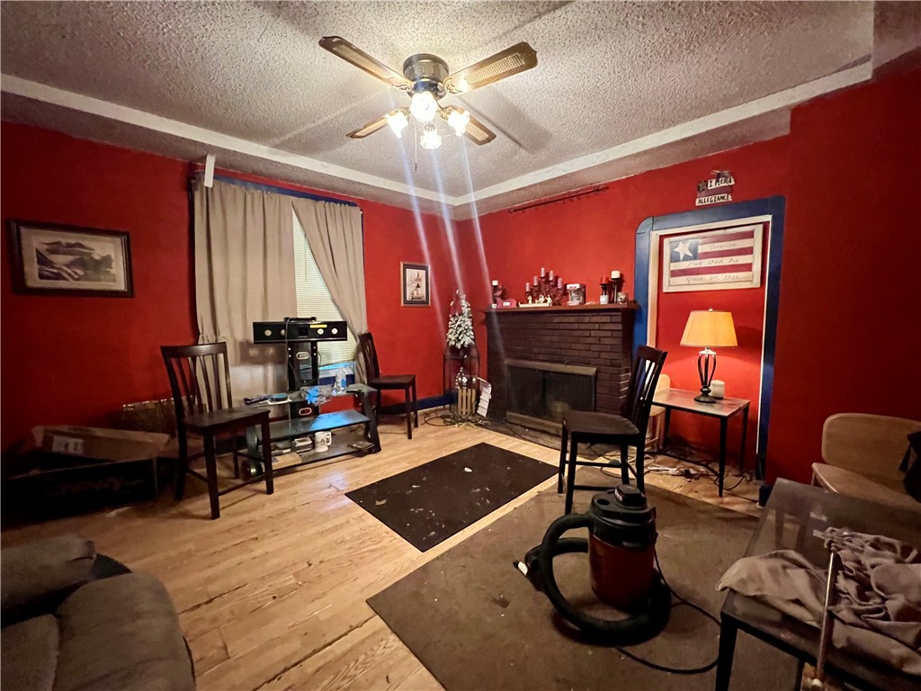 508 Alexander Street Property Photo 8
