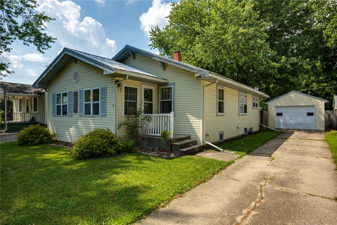 2916 Moultrie Avenue Property Photo 1