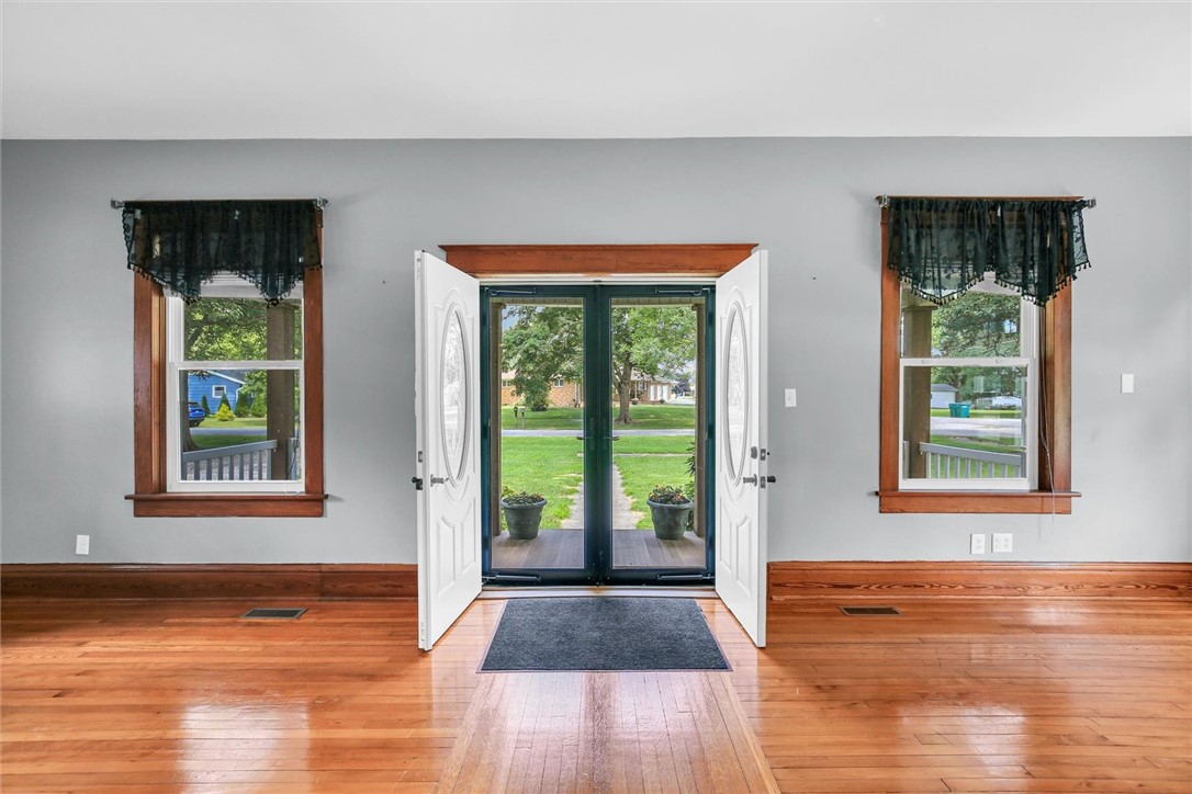 205 6th Street Property Photo 14