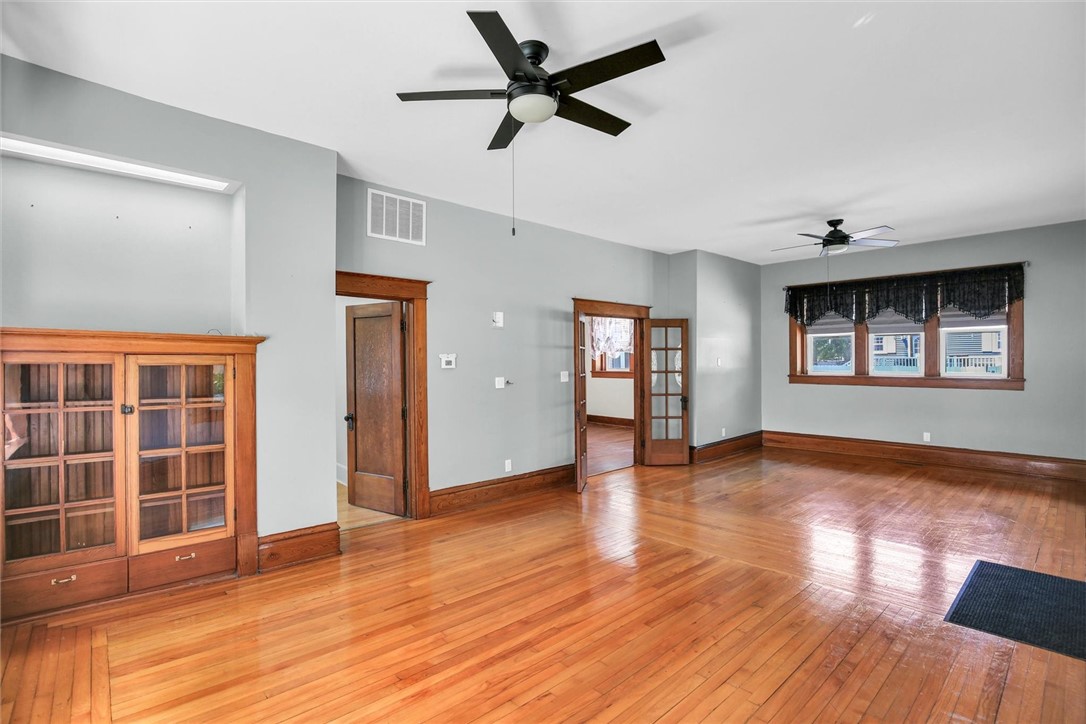 205 6th Street Property Photo 16