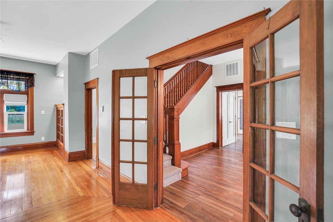 205 6th Street Property Photo 17