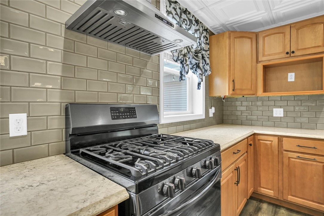205 6th Street Property Photo 26