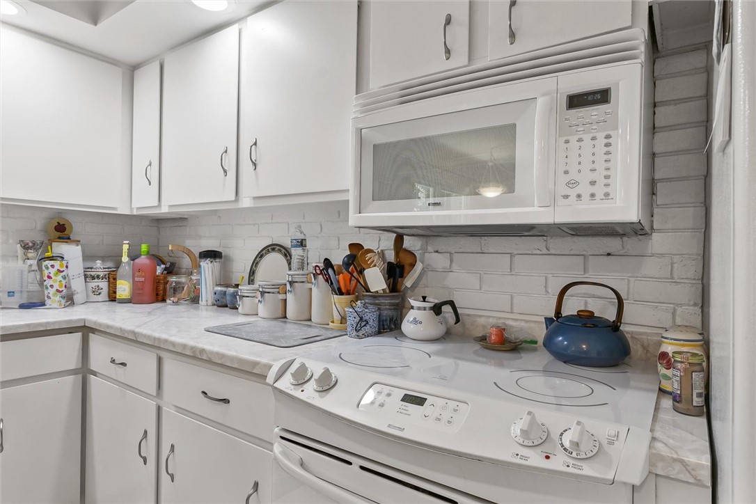 31 Sheral Drive Property Photo 16