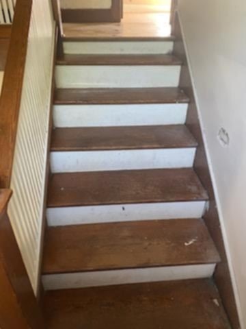 312 Sutherland Avenue Property Photo 5