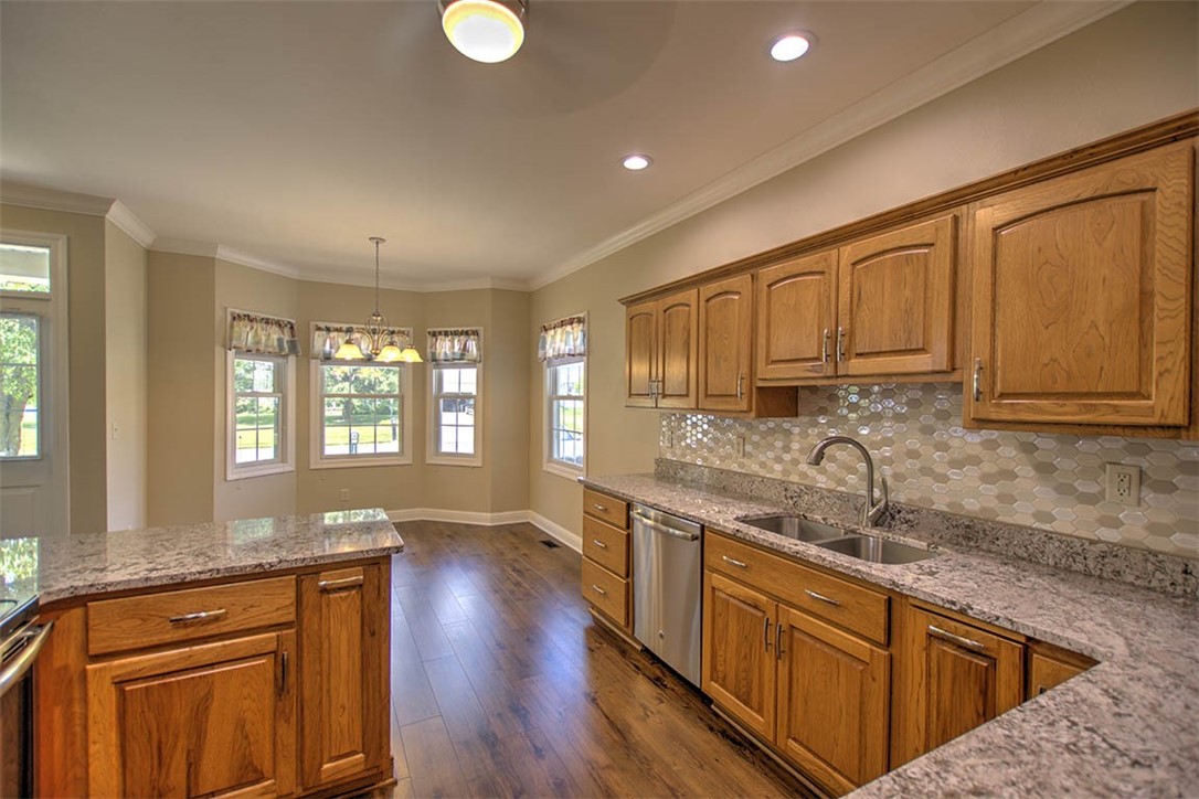 6711 Raintree Lane Property Photo 15