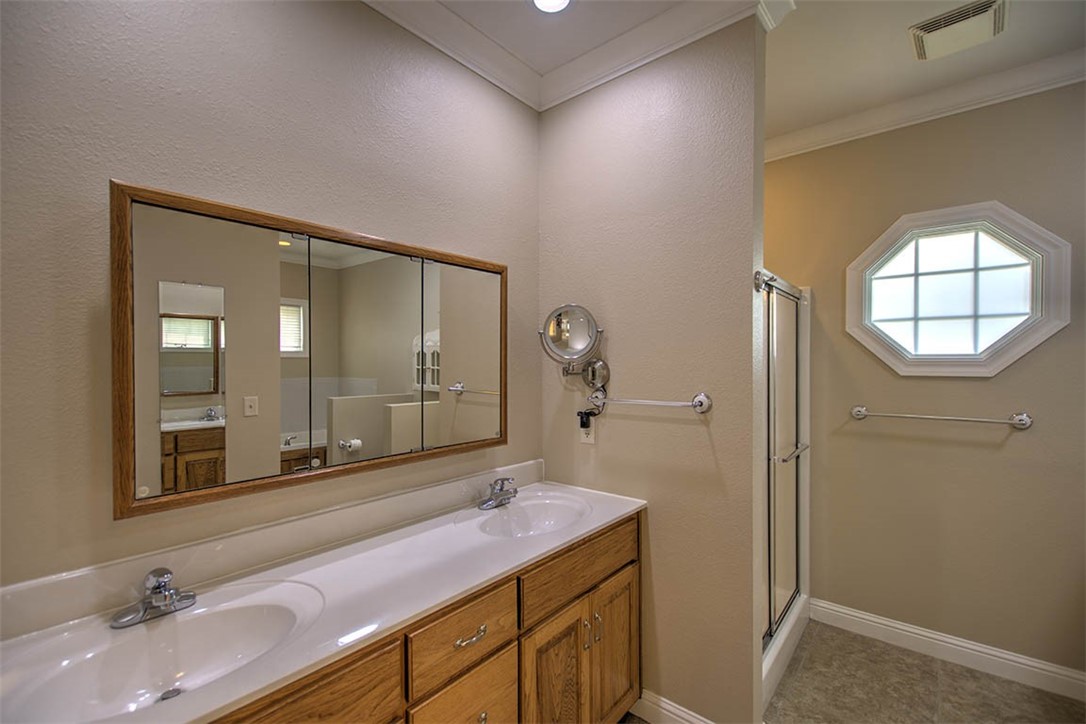 6711 Raintree Lane Property Photo 21