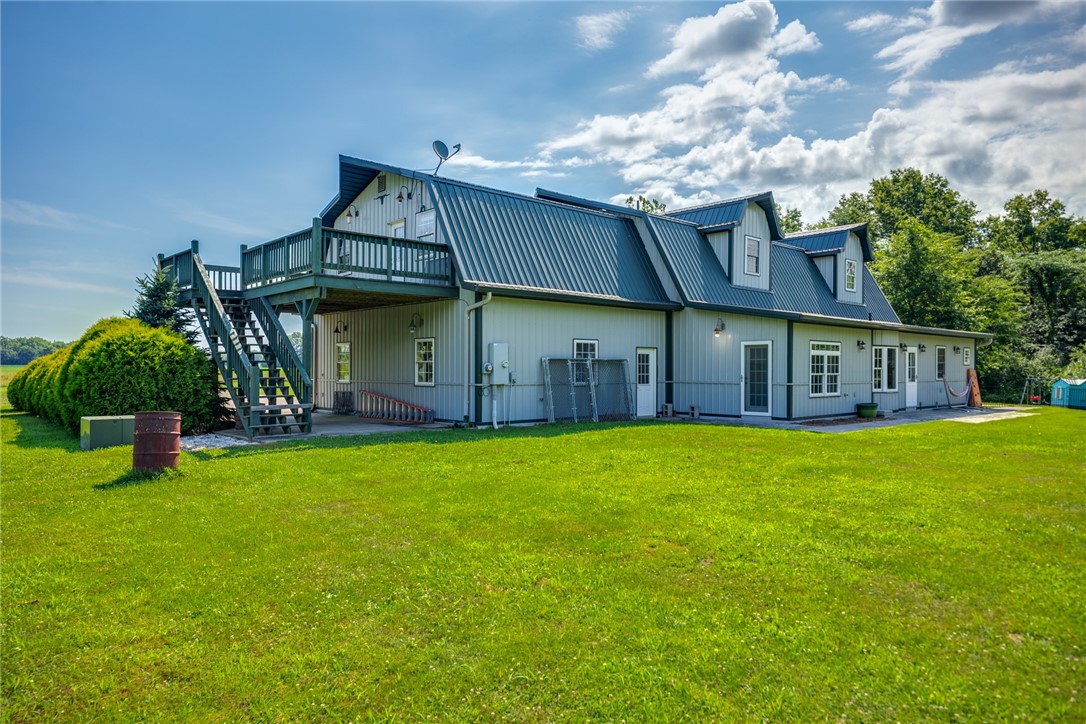 2098 2070 Avenue Property Photo 11