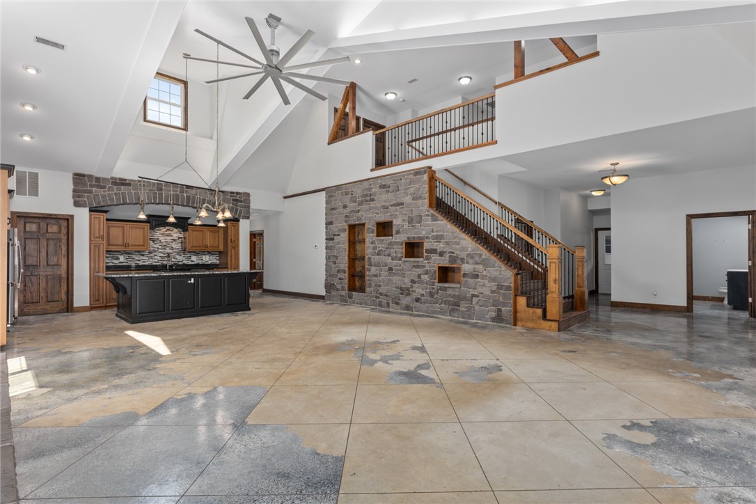 2098 2070 Avenue Property Photo 16