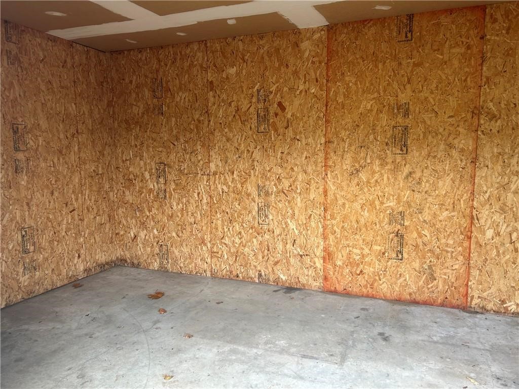 2800 N Oakland Avenue Property Photo 32