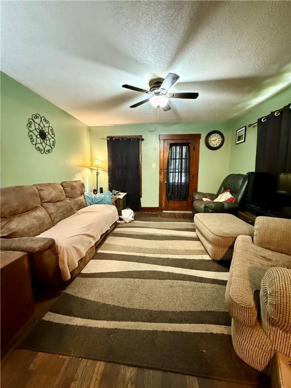 124 Polk Avenue Property Photo 3