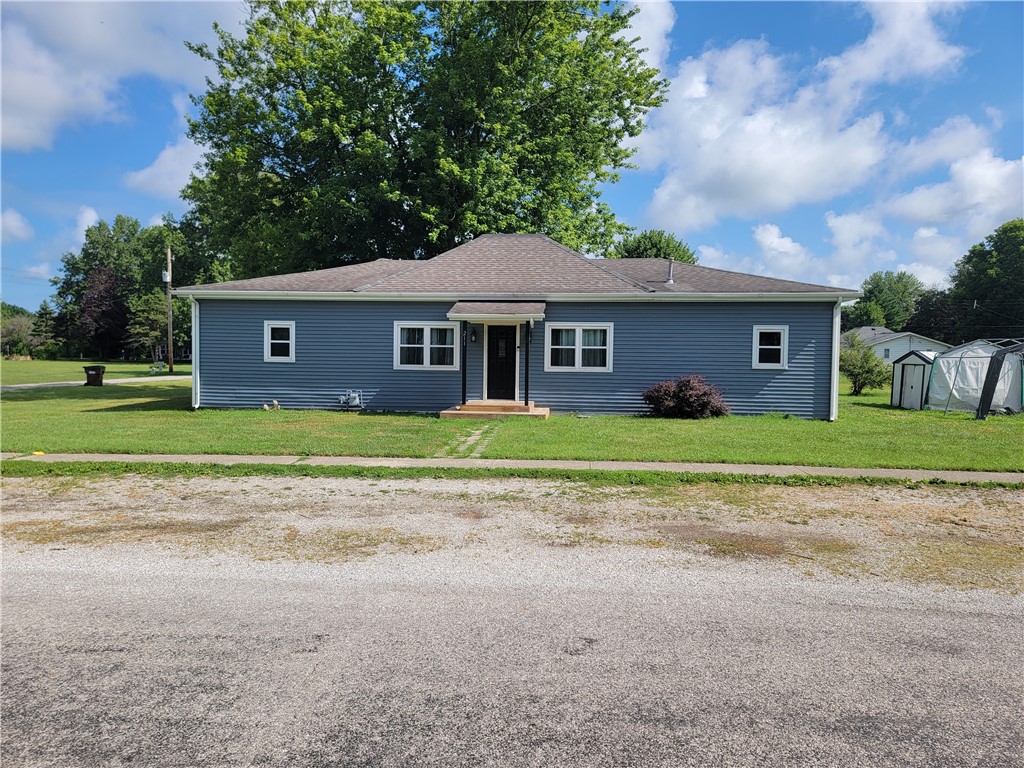 211 W Second Street Property Photo