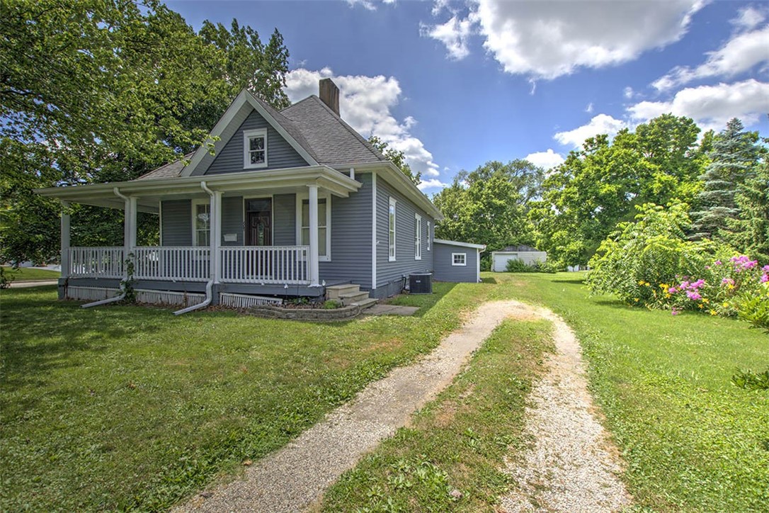 405 N Hillcrest Boulevard Property Photo