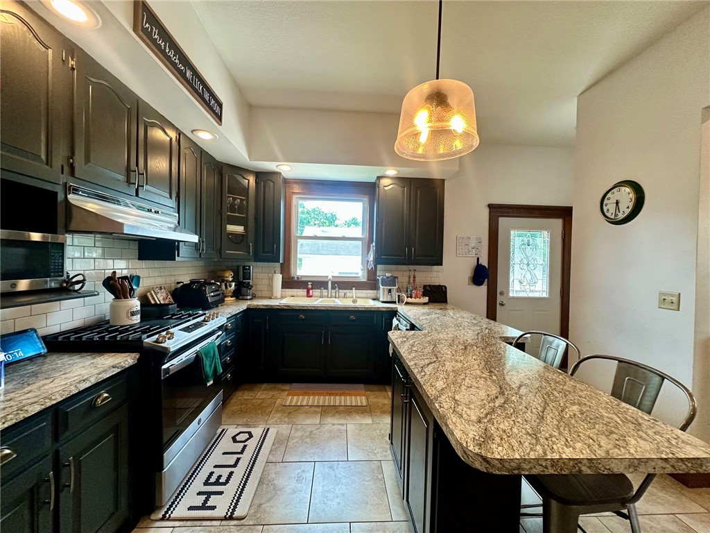 2821 Western Avenue Property Photo 14