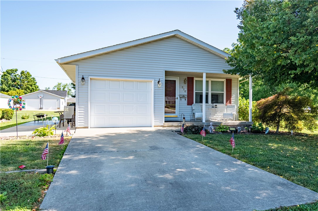 510 W Illinois Street Property Photo 1