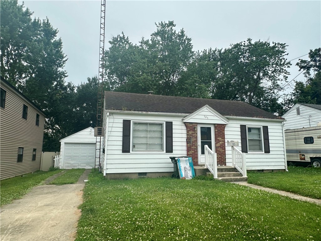 625 Woodlawn Avenue Property Photo