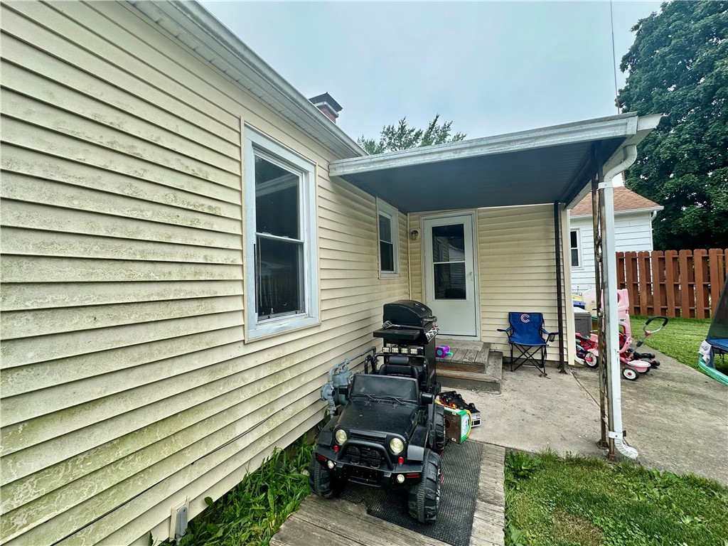 632 Woodlawn Avenue Property Photo 2