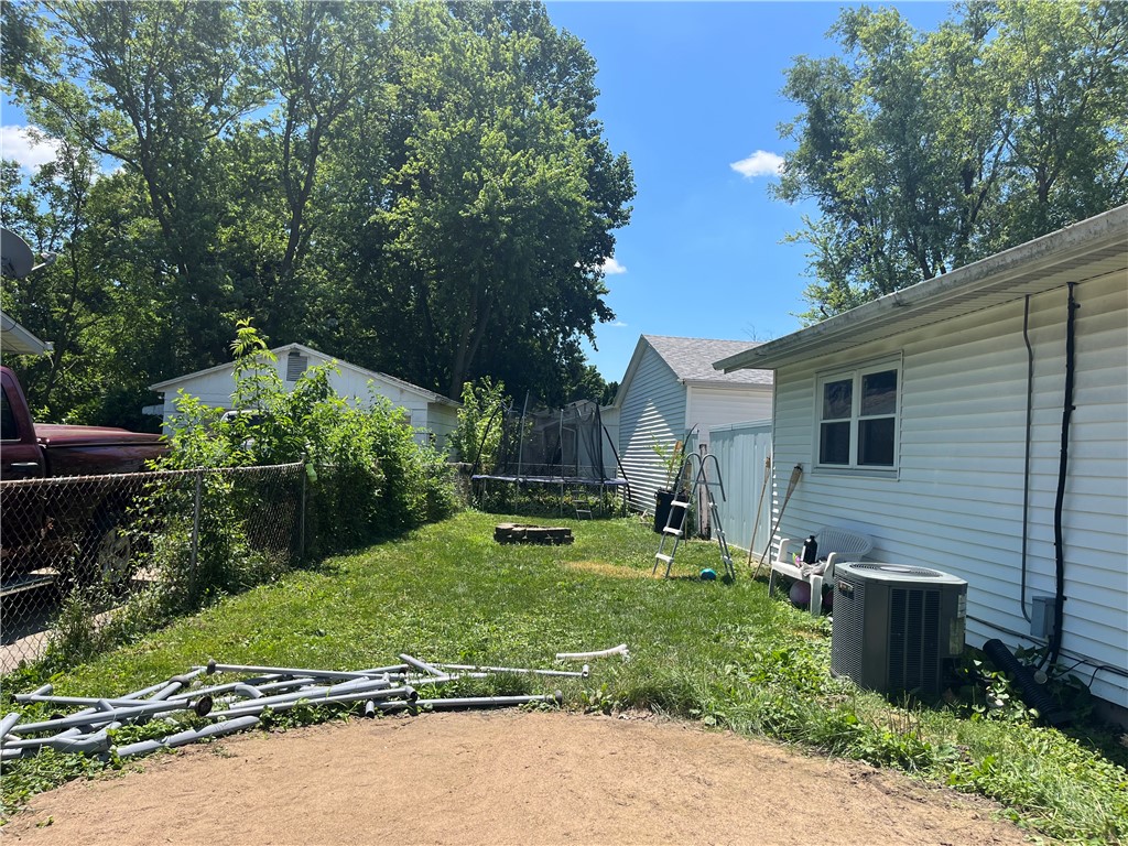 4136 Camelot Drive Property Photo 14
