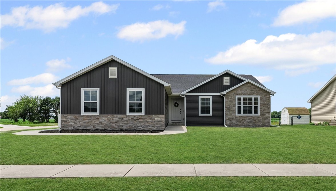 1121 Meadow Brook Court Property Photo