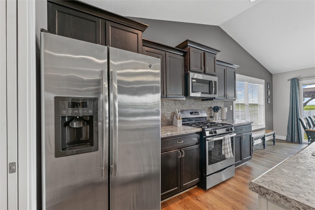1121 Meadow Brook Court Property Photo 15