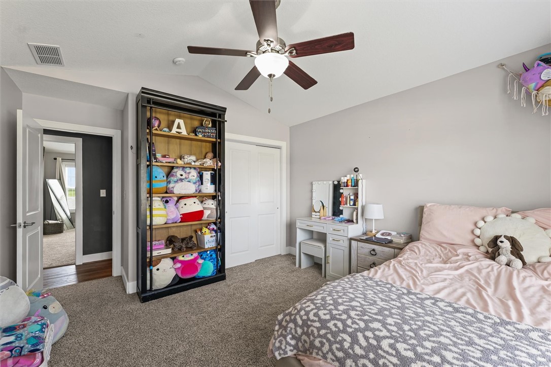 1121 Meadow Brook Court Property Photo 25