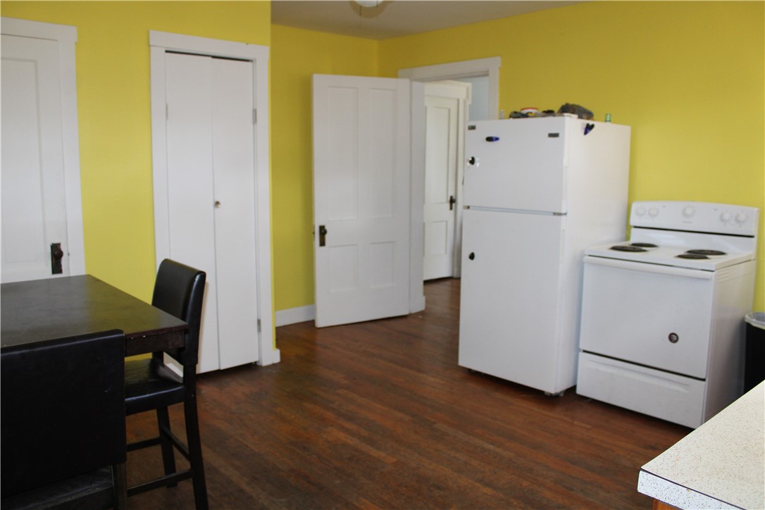 314 S Cedar Street Property Photo 7