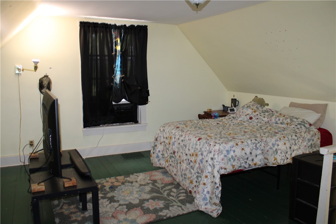 314 S Cedar Street Property Photo 37