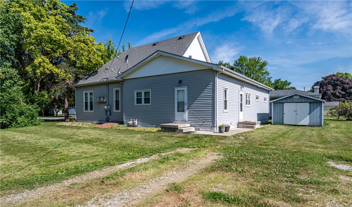 820 S Main Street Property Photo 1