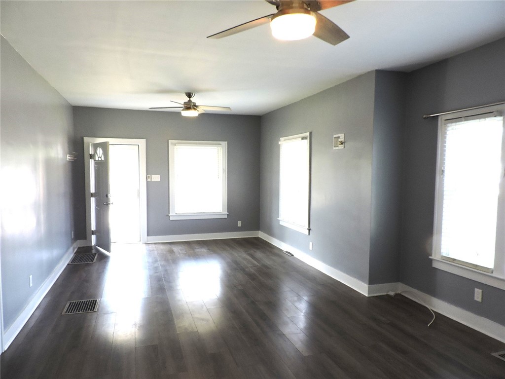 7 Newell Avenue Property Photo 4