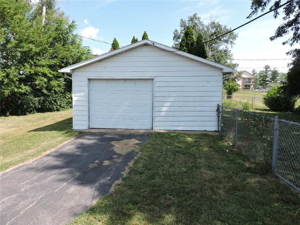 7 Newell Avenue Property Photo 12