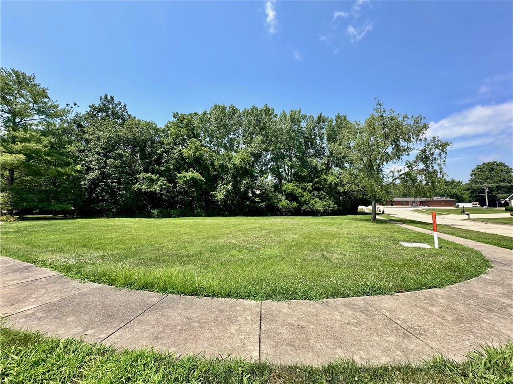 Timberlake Lot 17 Estates Property Photo 2